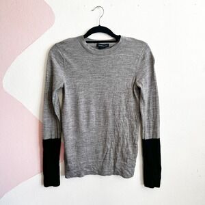 Club Monaco 100% Wool Sweater Women's Color Block Minimalist Classic Small